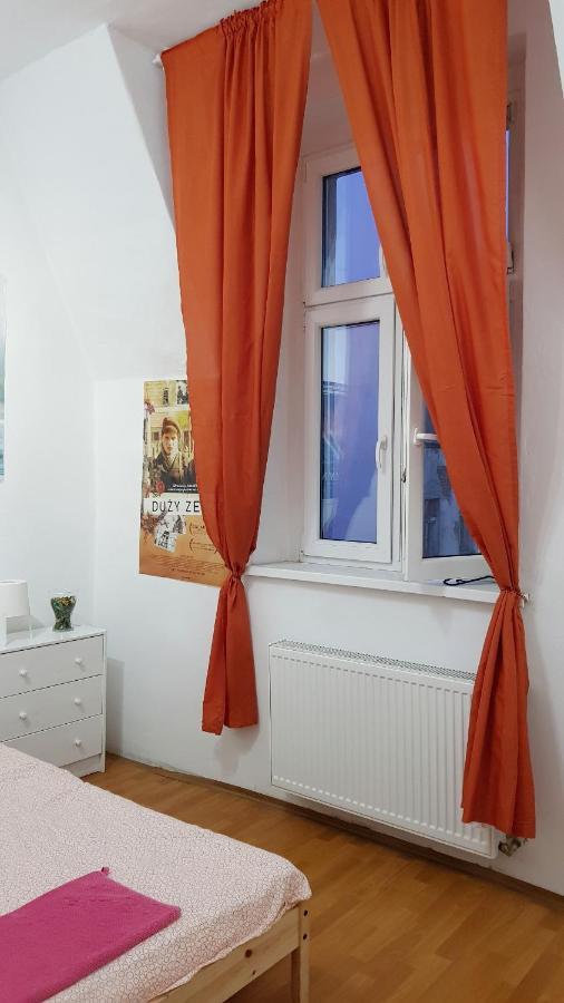Privatunterkunft Cozy & Fun Wojewodzka, Chopina, Damrota